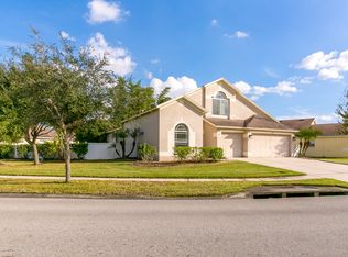 5824 Montford Dr, Zephyrhills, FL 33541