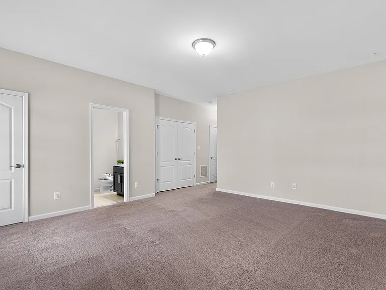 7720 Rearden Ct — Photo 7