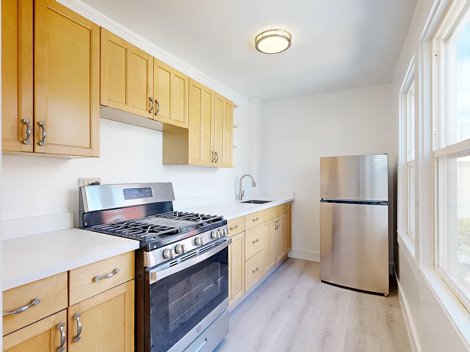862 Shotwell St #5