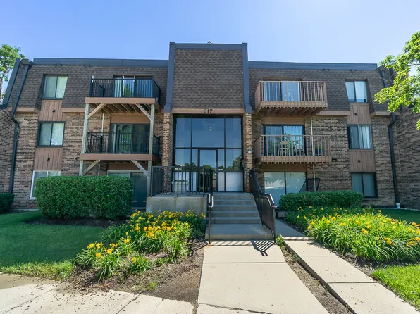 617 Limerick Ln APT 3C, Schaumburg, IL 60193