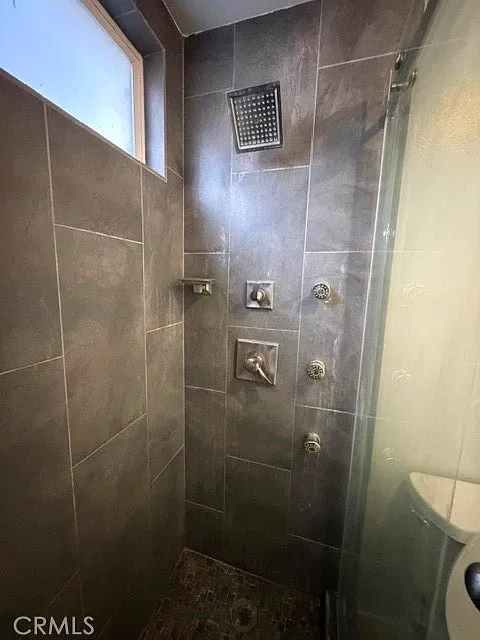 3 bed, 1229 sqft, $3,500 — Photo 4