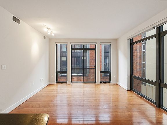 2nd image of 1211 13th St NW APT 206