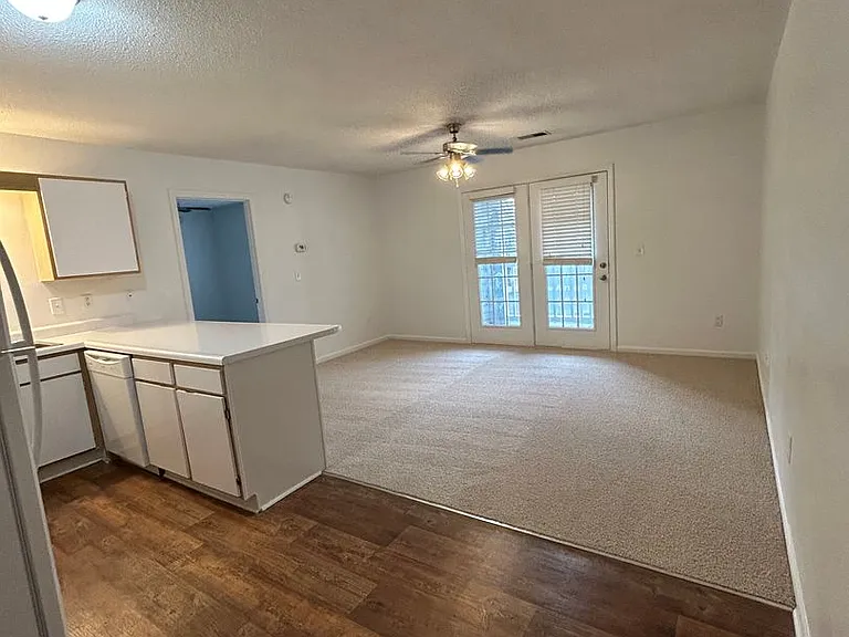 Arlington Apartments — Photo 80