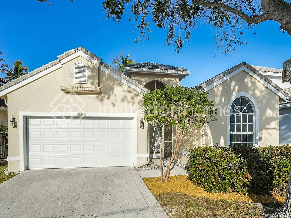 7699 Thornlee Dr