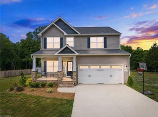 5345 Salem Woods Dr, Graham, NC 27253