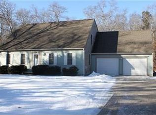 136 Regis Rd, East Falmouth, MA 02536