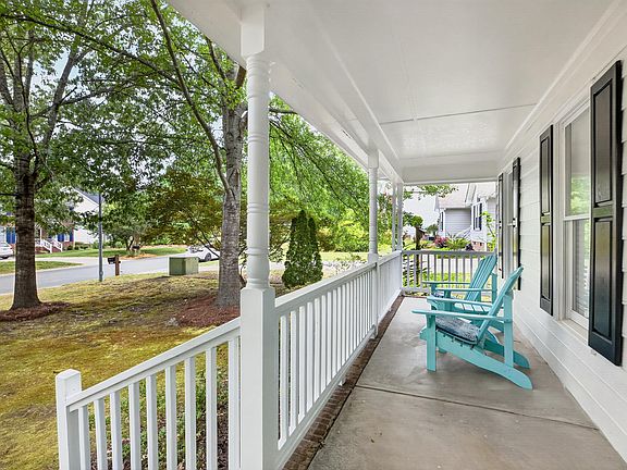 4th image of 2213 Cushendun Ln