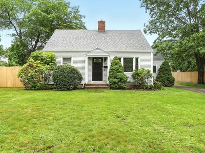 147 Quaker Rd, Springfield, MA, 01118
