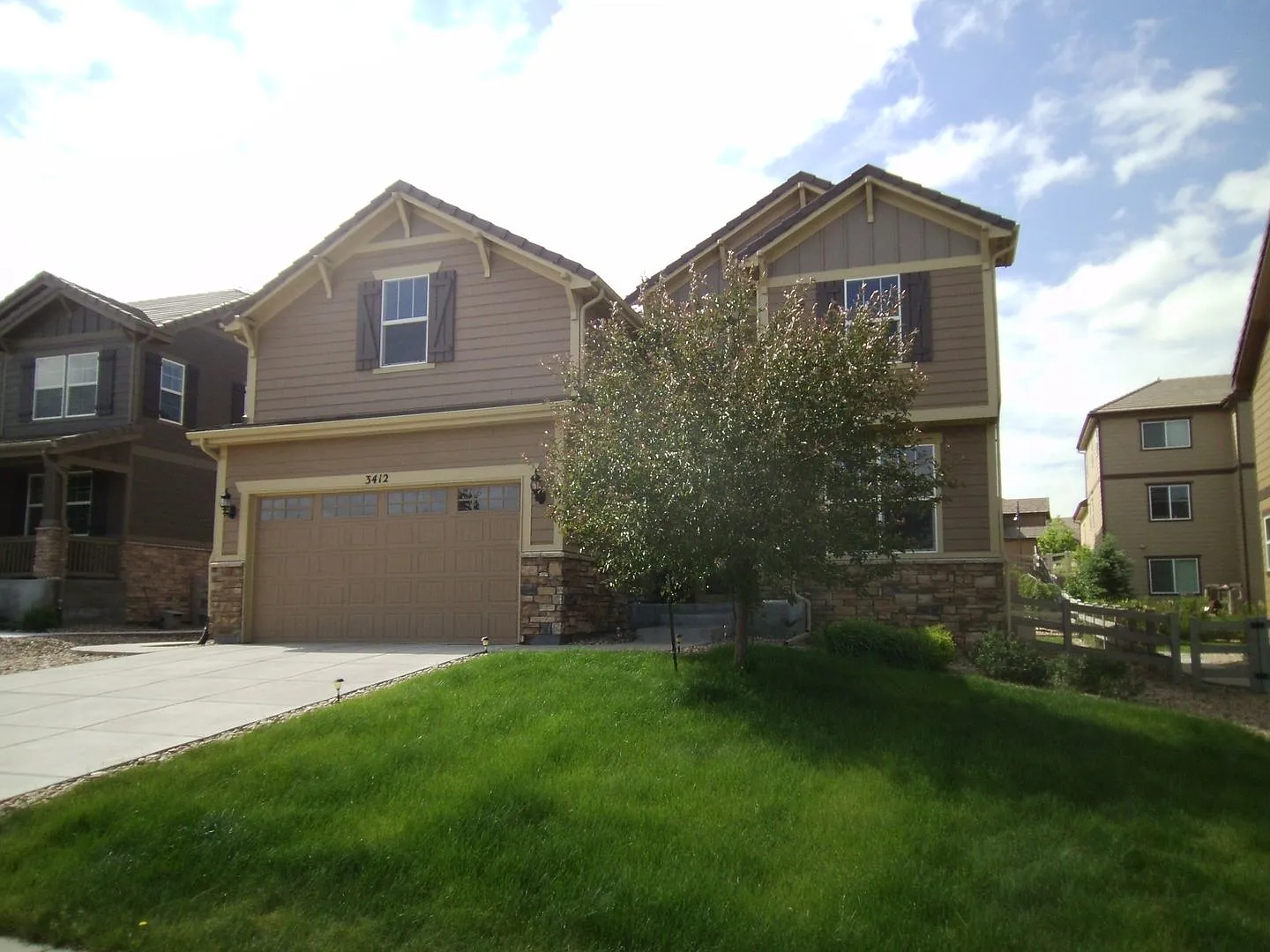 Spacious 5-Bedroom Home the Anthem neighborhood of Broomfield — Photo 1