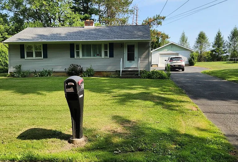 5400 Hanoverville Rd — Photo 1