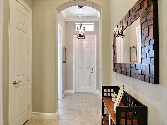 2nd image of 1862 Oak Grove Ct