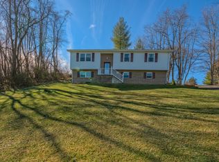 119 Henley St, Castlewood, VA 24224
