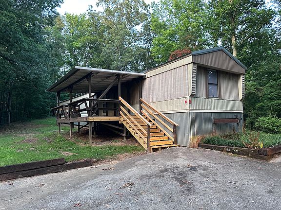 2nd image of 569 Hoot Owl Hollow Rd