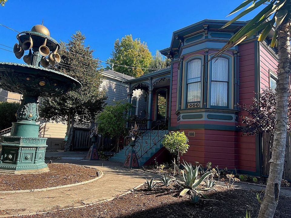 2nd image of 2254 Santa Clara Ave