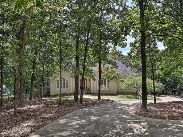 405 Oliver Trail Ln, Phenix City, AL 36867