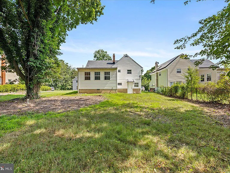 404 Franklin Rd — Photo 3