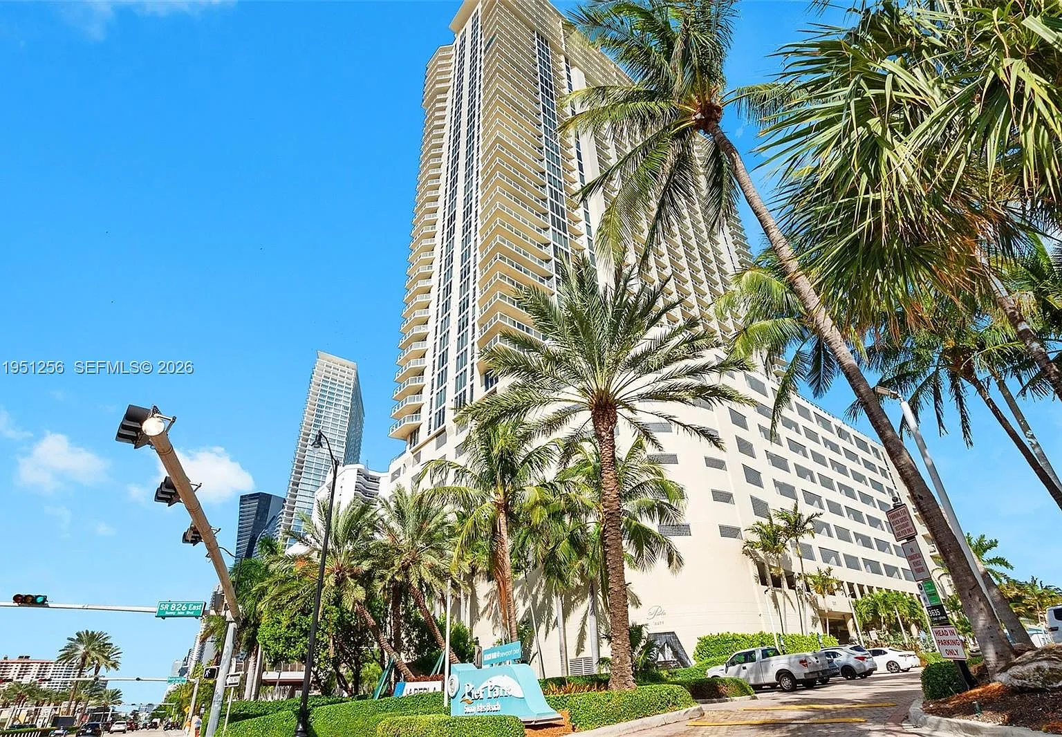 2 bed, 1266 sqft, $4,250 — Photo 1