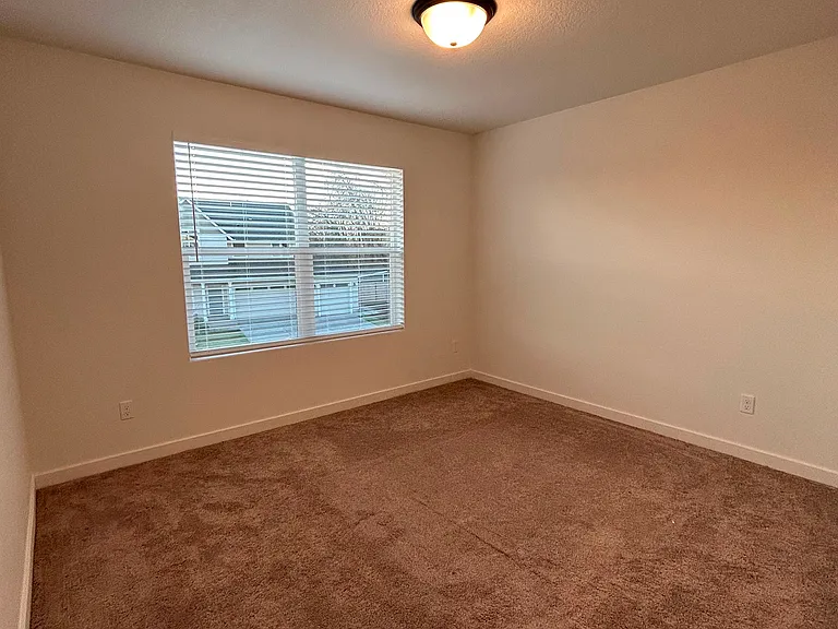 1662 S Quartz Dr — Photo 8