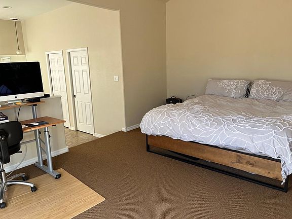 3rd image of 480 Chamisa Dr
