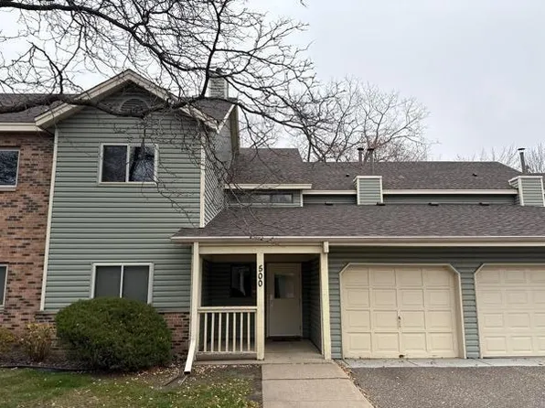 500 Etna St APT 203, Saint Paul, MN 55106