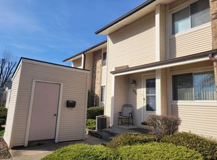 824 Oakside Ln, University Park, IL 60484
