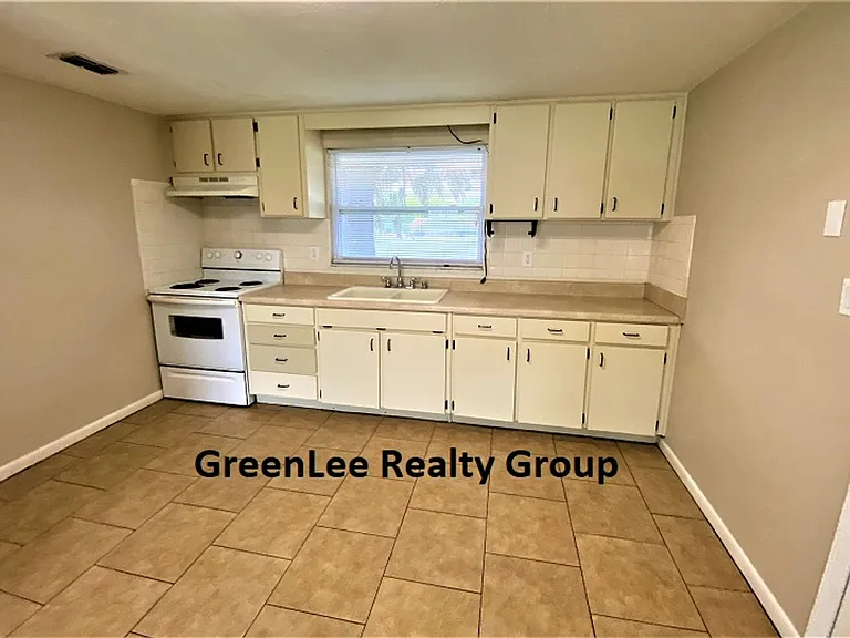 39014 South Ave — Photo 6