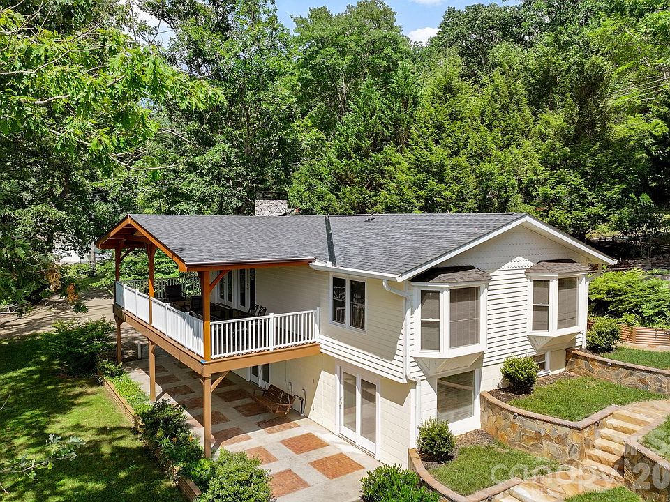 211 Rhododendron Ave, Black Mountain, NC 28711 | MLS #4401376 | Zillow