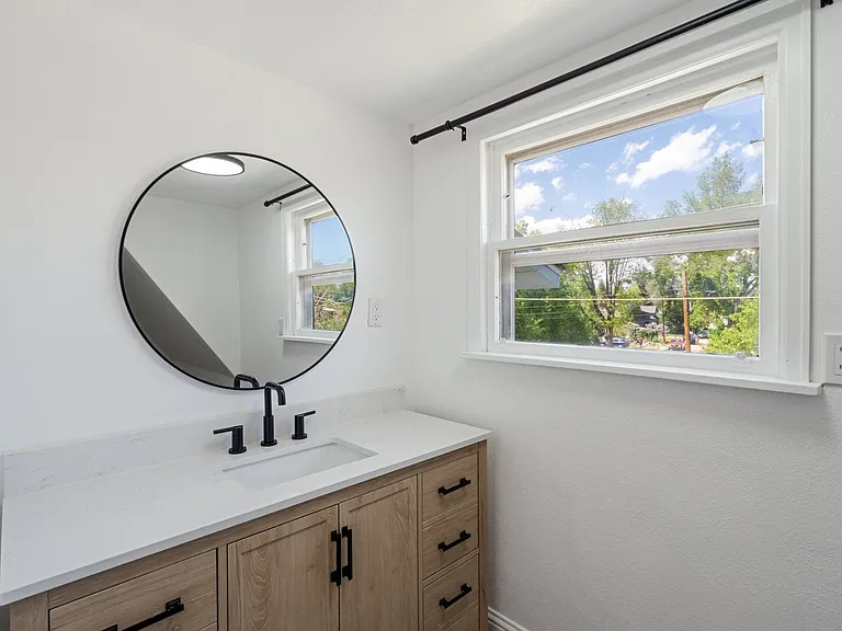 1230 Glen Ave — Photo 10