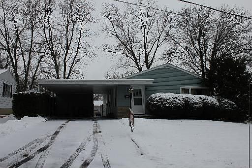 1st image of 805 W Hunt St