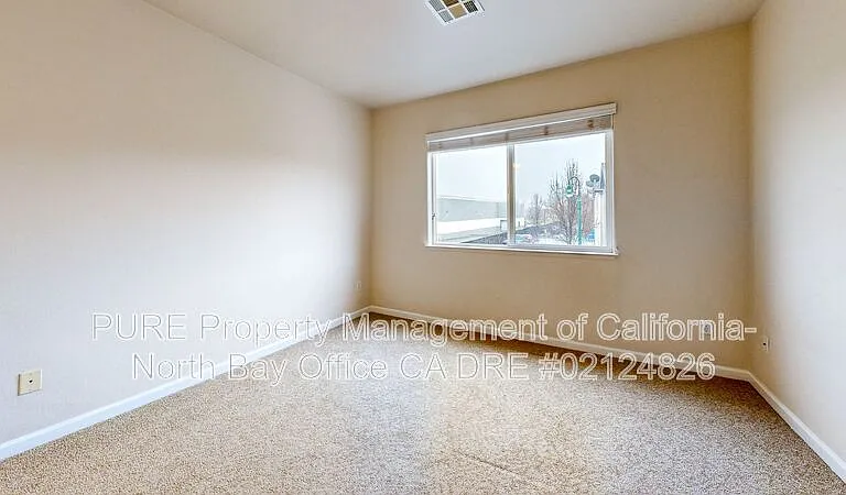 132 Treadway Ct — Photo 39