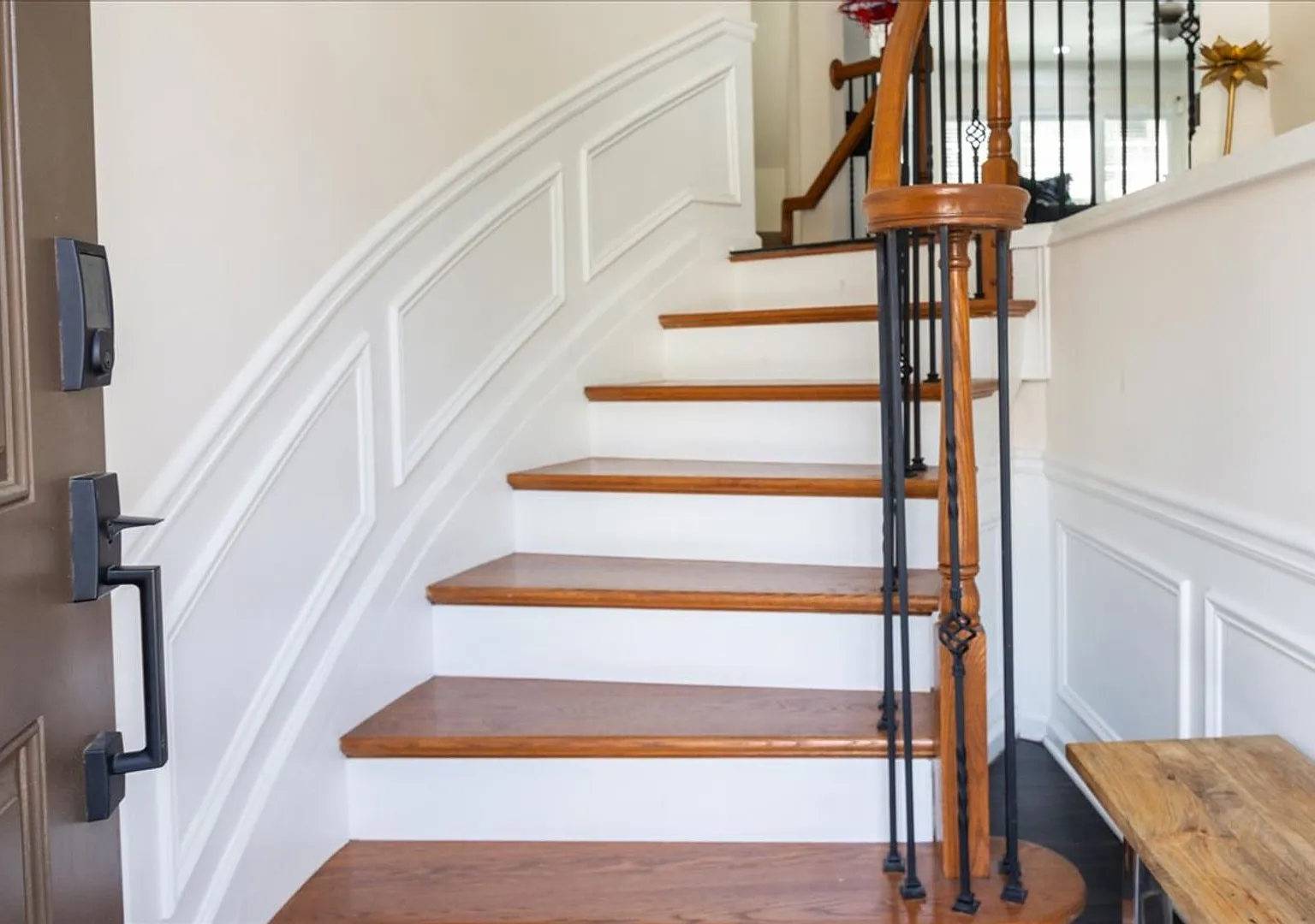 Spacious 3/3.5 Townhome in Beautiful Smyrna Neighborhood! — Photo 2