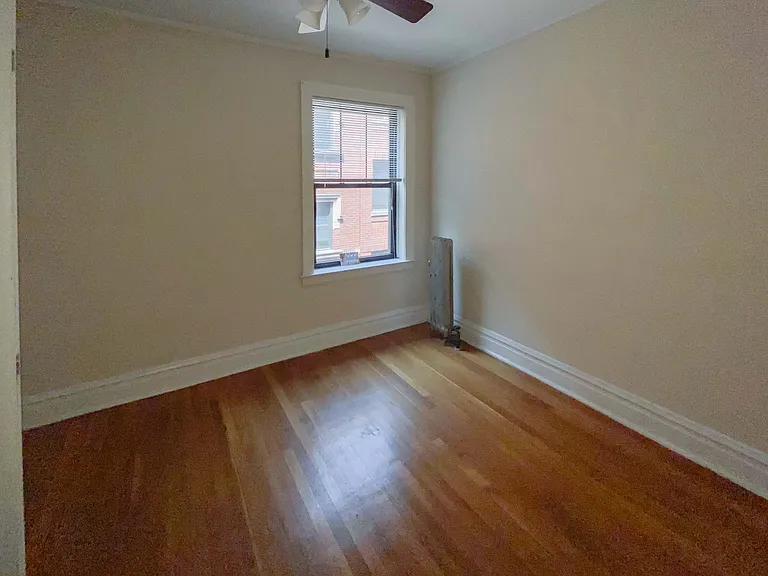 4715 1/2 N Leavitt St #2 — Photo 8