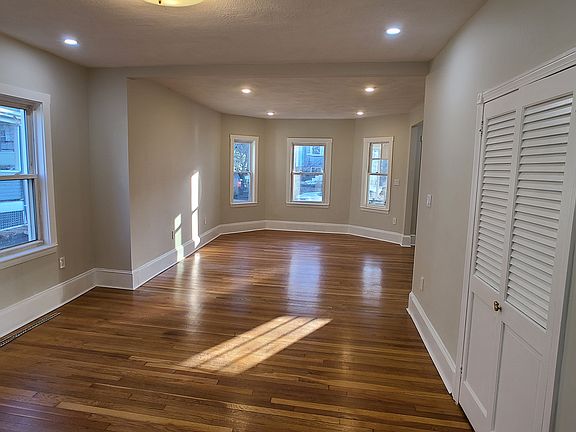 5th image of 41 Mendelssohn St Floor 1