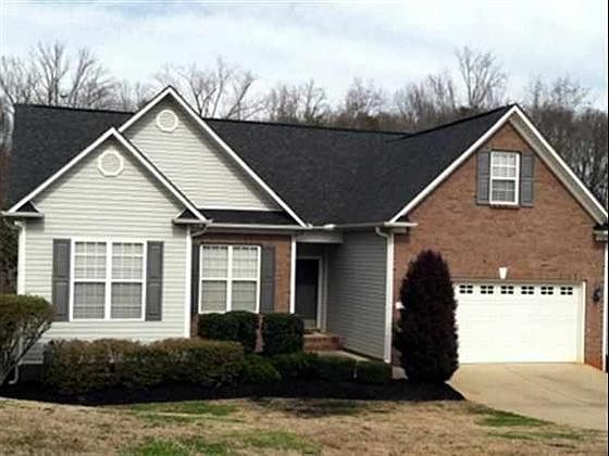 1st image of 302 Laurelwood Dr
