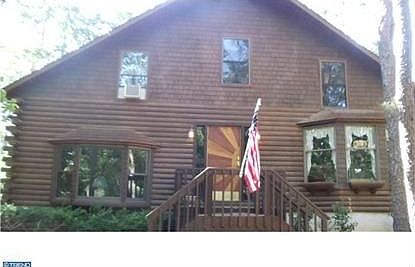 1st image of 140 Lake George Dr