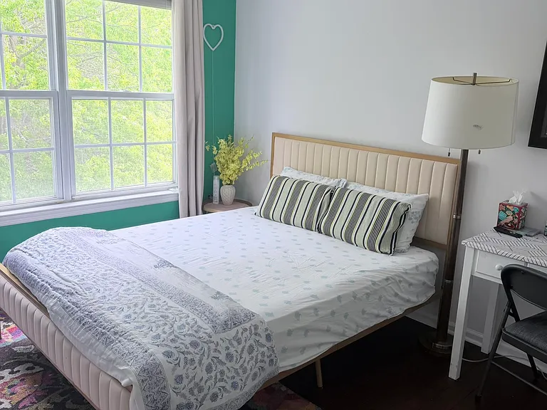 135 Marion Dr — Photo 26