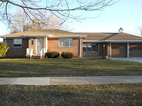 1st image of 13831 McKinley Ave