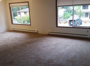 18320 Hurst Rd APT 204, Lynnwood, WA 98037