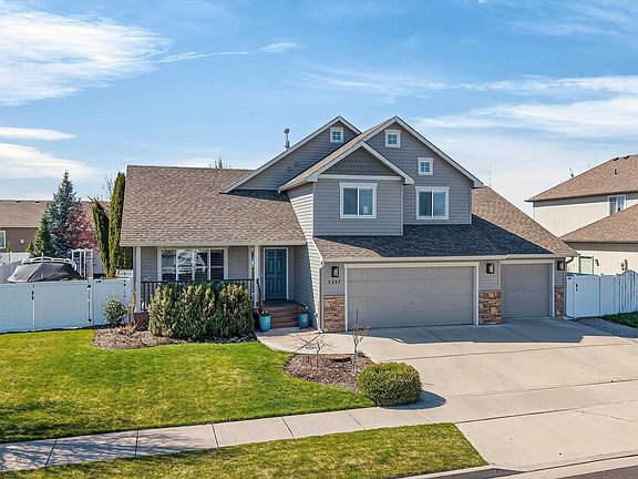 2nd image of 9207 N Warren St