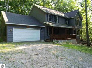 12100 E Tatch Rd, Northport, MI 49670