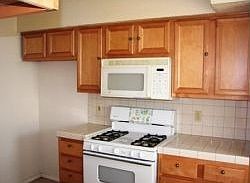 3rd image of 1314 N Elderberry Ave