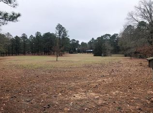 5050 McCrays Mill Rd, Wedgefield, SC 29168