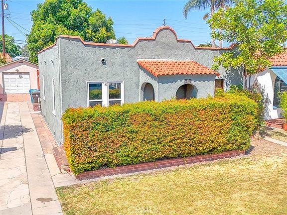 2nd image of 6479 Brayton Ave