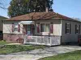 1177 Locke Ave, Waterloo, IA 50702