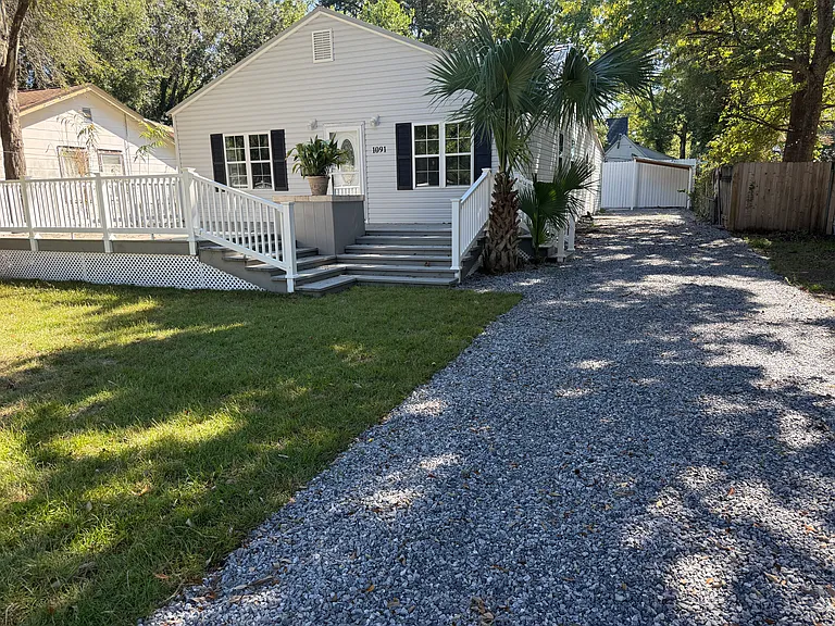 1091 Frank P Corso St — Photo 27