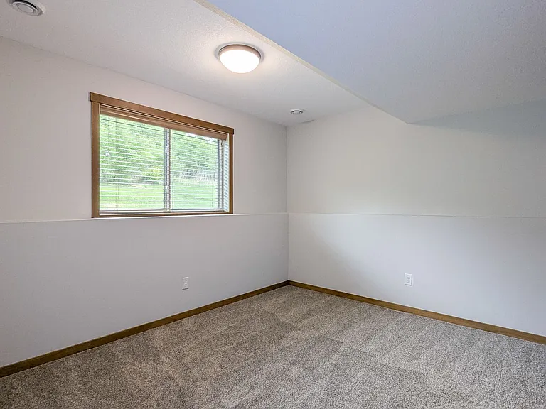 2201 Hadley Hills Dr NE — Photo 25