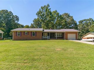 115 Monroe Rd, Lexington, NC 27292