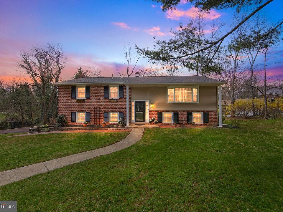 1st image of 88 S Forge Manor Dr