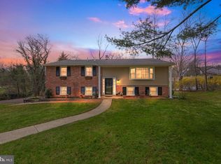 88 S Forge Manor Dr, Phoenixville, PA