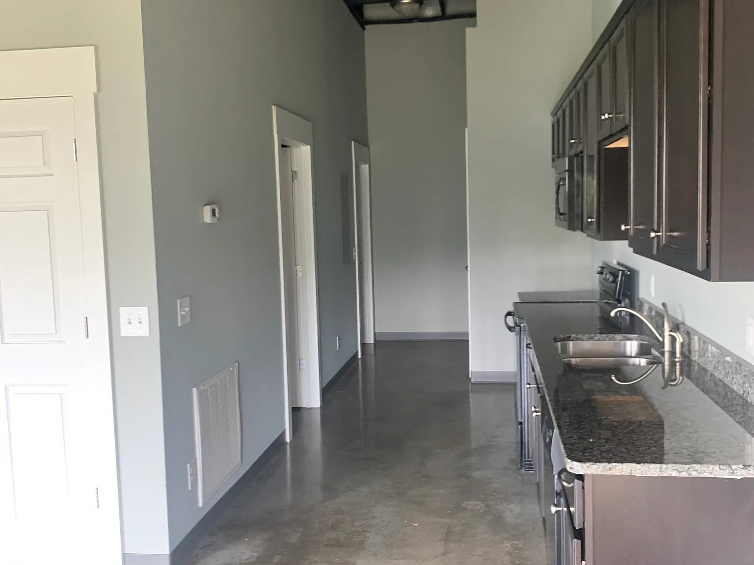 2 bed, 1020 sqft, $1,550 — Photo 4